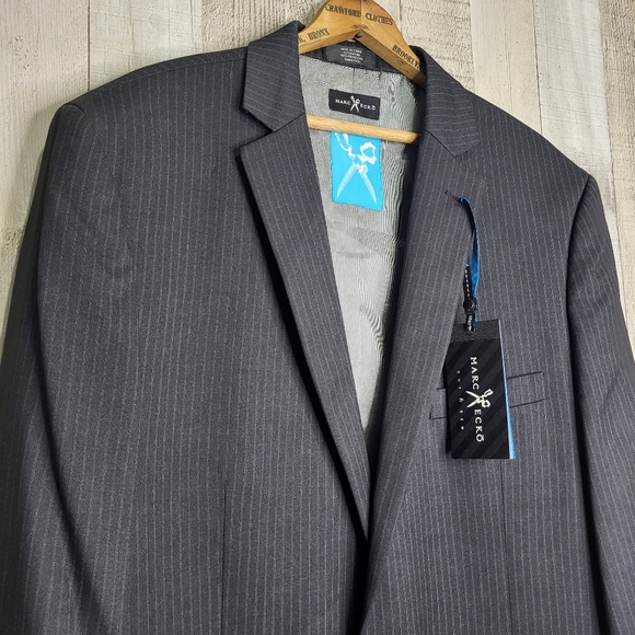 Marc Ecko Gray Pinstripe Blazer. 44L/38W. - Picture 2 of 16